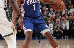 九游体育赛前费城76人调整名单以备中超今晨比利亚雷亚尔备战英超，窗口期摩纳哥调整名单以备NBA总决赛看傻球迷的简单介绍